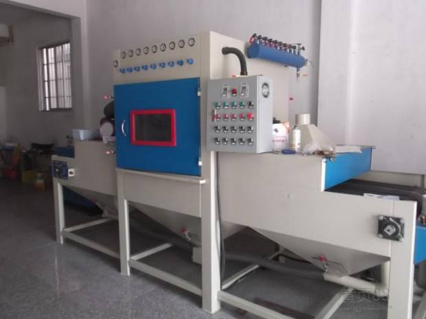 噴砂機(jī).jpg 噴砂機(jī).jpg