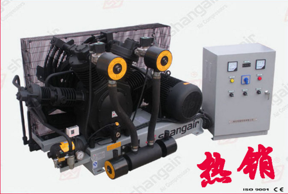 PET吹瓶專用中高壓空壓機(jī).png PET吹瓶專用中高壓空壓機(jī).png